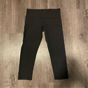Lululemon Black Cropped leggings (6)
